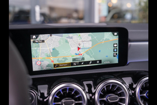 Mercedes-Benz A-Klasse AMG 35 4MATIC / Org.NL / Kuip / Aero / HUD / Burm / Pano / 360 / Ambient / Stl. Koeling / Multibeam