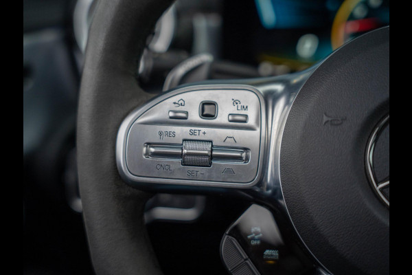 Mercedes-Benz A-Klasse AMG 35 4MATIC / Org.NL / Kuip / Aero / HUD / Burm / Pano / 360 / Ambient / Stl. Koeling / Multibeam