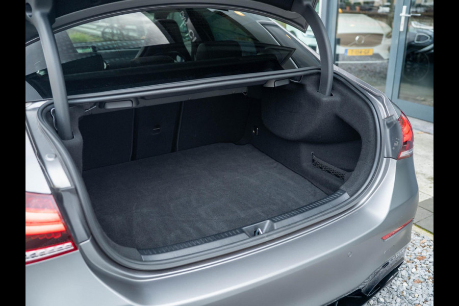 Mercedes-Benz A-Klasse AMG 35 4MATIC / Org.NL / Kuip / Aero / HUD / Burm / Pano / 360 / Ambient / Stl. Koeling / Multibeam