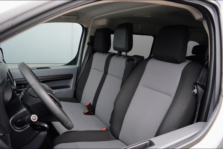 Toyota Proace Shuttle 1.5 D-4D Navigator Long