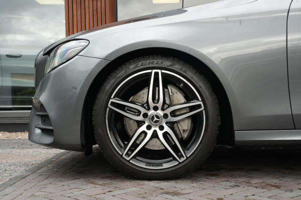 Mercedes-Benz E-Klasse 220 d Business Solution AMG Panoramadak WideScreen Ambient Luxe Leder