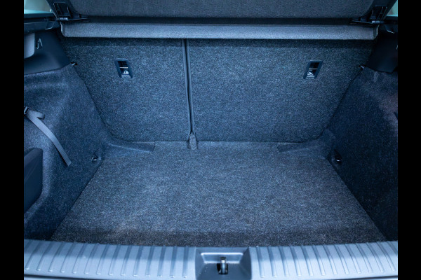 Škoda Kamiq 1.0 TSI Business Edition automaat | Cruise | Parkeersensoren V+A | Climate control | Apple Carplay, Android auto, Led, Extra getint glas achter