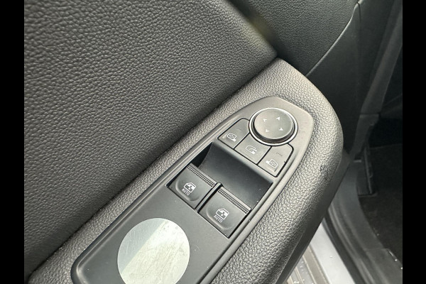 Renault Clio 1.6 E-Tech Hybrid 140 Business Zen 1eEig|LED|CarPlay|Keyless|Stoelverwarming