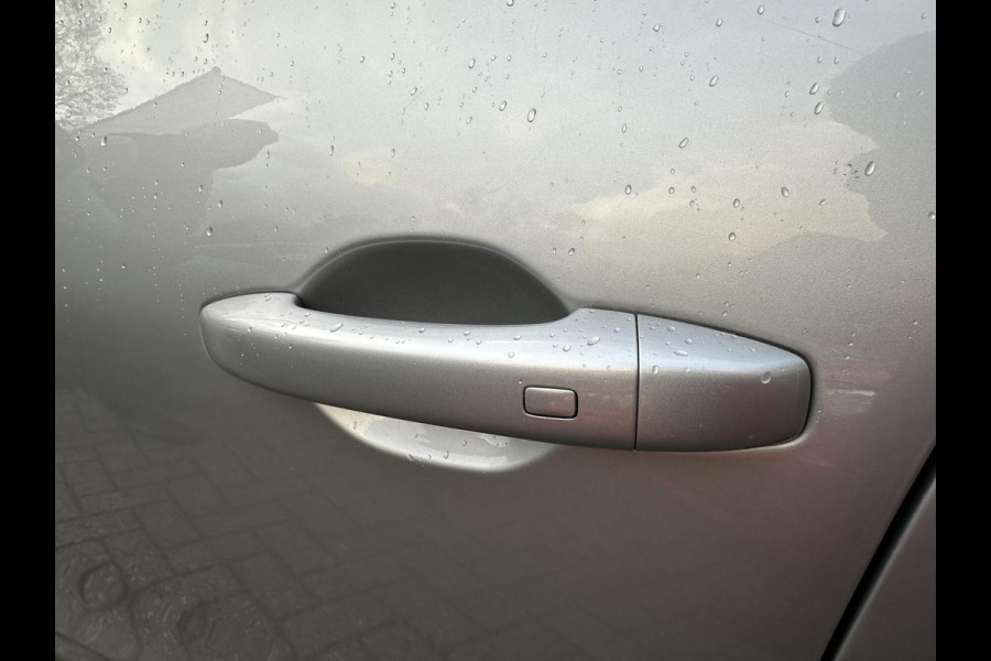 Renault Clio 1.6 E-Tech Hybrid 140 Business Zen 1eEig|LED|CarPlay|Keyless|Stoelverwarming