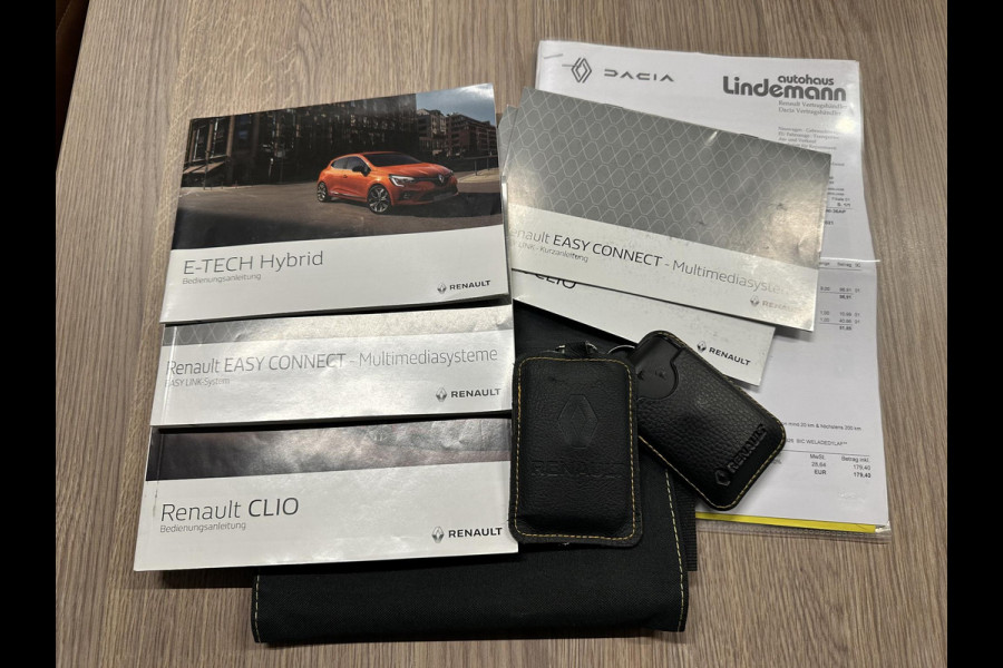 Renault Clio 1.6 E-Tech Hybrid 140 Business Zen 1eEig|LED|CarPlay|Keyless|Stoelverwarming