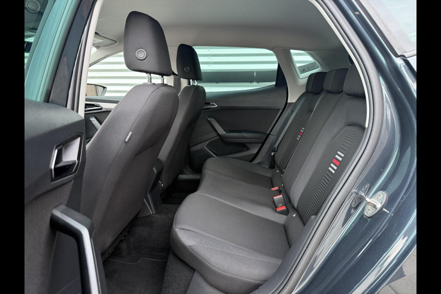 Seat Ibiza 1.0 TSI FR Business Intense Navi|Camera|Carplay|Clima|Cruise|PDC|Beats Sound|Stoelverwarming|2e Eigenaar|N.A.P|APK tot 11-2026