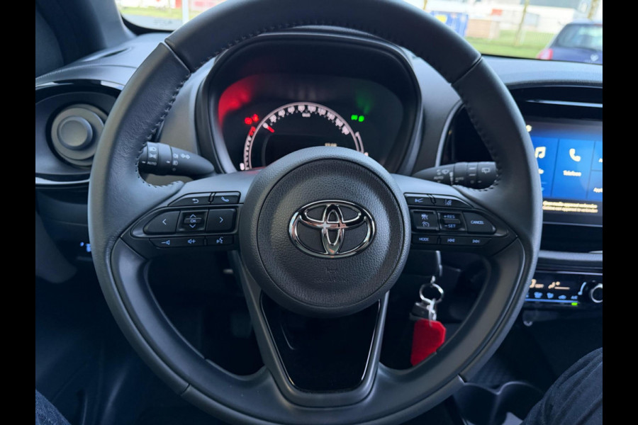 Toyota Aygo X 1.0 VVT-i MT Pulse, 2-tone, NAP, 1e eigenaar, CarPlay
