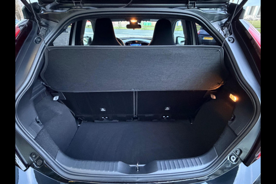Toyota Aygo X 1.0 VVT-i MT Pulse, 2-tone, NAP, 1e eigenaar, CarPlay