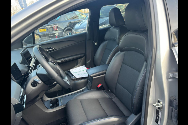 MG Mg4 electric Luxury 64 kWh |LONG RANGE | 12.000KM! | 7 JAAR GARANTIE BIJ MG| SUPER COMPLETE AUTO| RONDOMZICHT CAMERA| STOEL+ STUUR VERWARMING| DODE HOEK