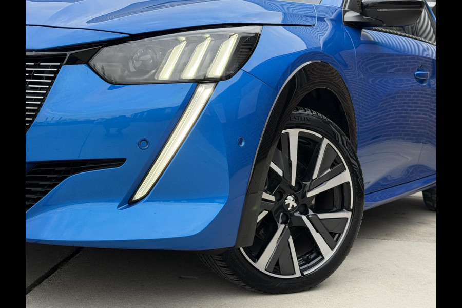 Peugeot 208 1.2 PureTech GT-Line Navi|Pano|Leder|Camera|Carplay|Cruise|D-riem v.v. in 2024|Clima|N.A.P|Stoelverwarming|Nieuwe APK bij Aflevering|2e Eigenaar