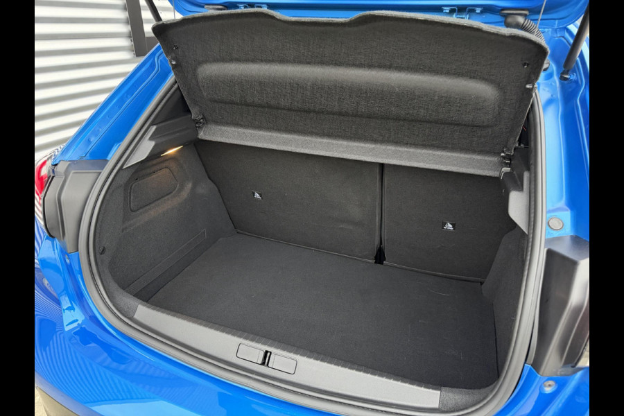 Peugeot 208 1.2 PureTech GT-Line Navi|Pano|Leder|Camera|Carplay|Cruise|D-riem v.v. in 2024|Clima|N.A.P|Stoelverwarming|Nieuwe APK bij Aflevering|2e Eigenaar