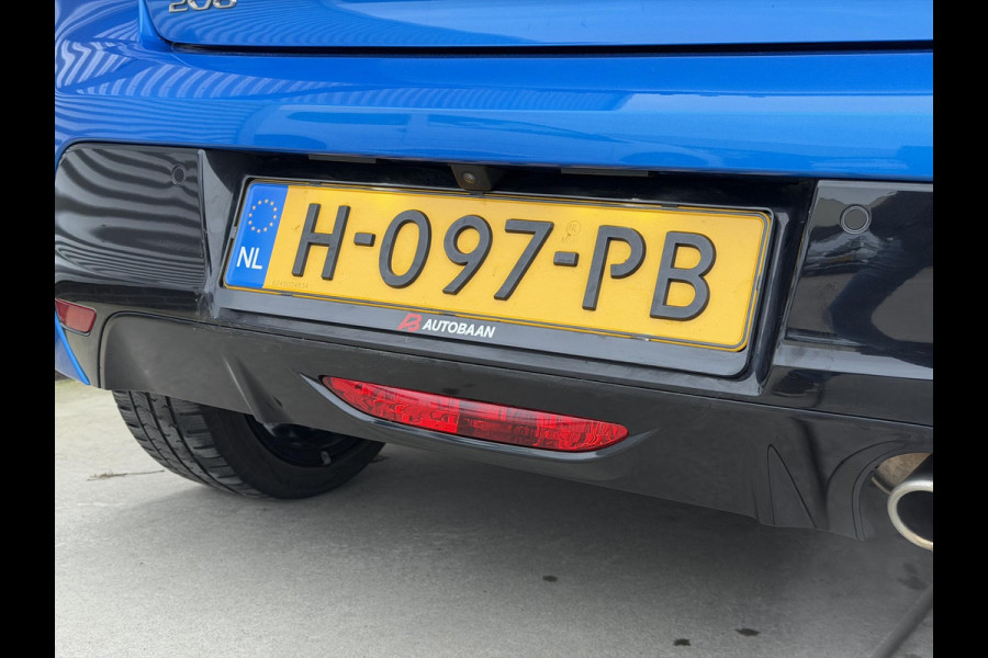 Peugeot 208 1.2 PureTech GT-Line Navi|Pano|Leder|Camera|Carplay|Cruise|D-riem v.v. in 2024|Clima|N.A.P|Stoelverwarming|Nieuwe APK bij Aflevering|2e Eigenaar