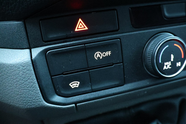 Volkswagen Crafter 35 2.0 TDI 177 PK L4H3 Highline | ACC | Bi-Xenon | CarPlay | Camera | DAB | 360 PDC | Trekhaak | NAP Logisch | Nieuwe APK