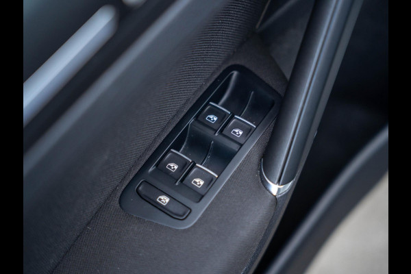 Volkswagen Golf 1.4 TSI GTE 204PK / Pano / ACC / Carplay / Virtual cockpit / Stoelverwarming