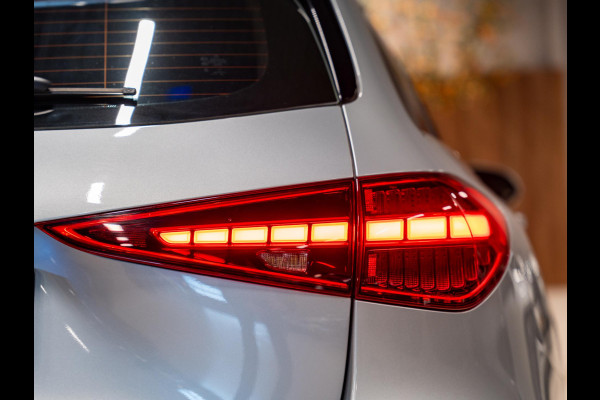 Mercedes-Benz C-Klasse Estate 180 Business Line, Pano, Apple Carplay, Ambiënte Light, Private Glas, Cam, PDC, 18"Velg, Onderhoud