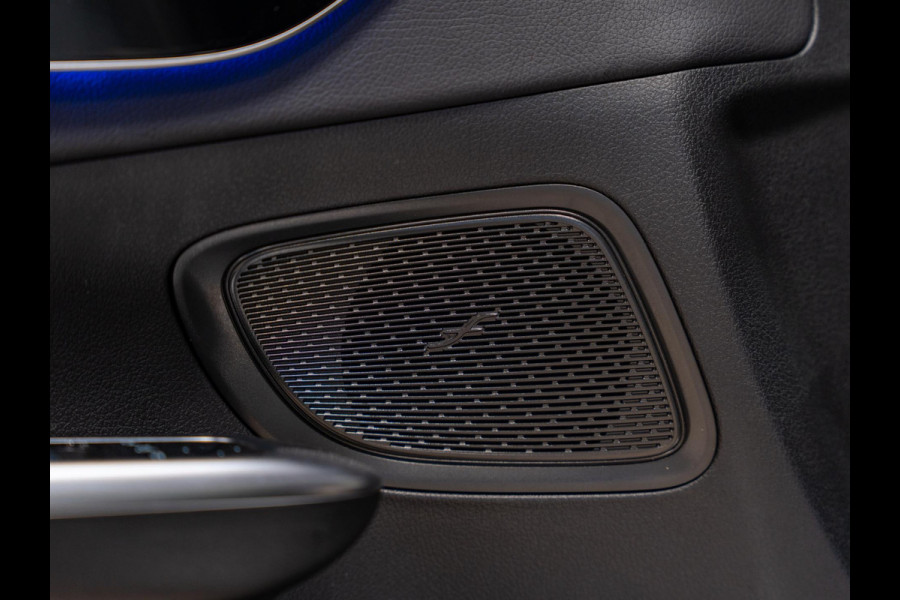 Mercedes-Benz C-Klasse Estate 180 Business Line, Pano, Apple Carplay, Ambiënte Light, Private Glas, Cam, PDC, 18"Velg, Onderhoud