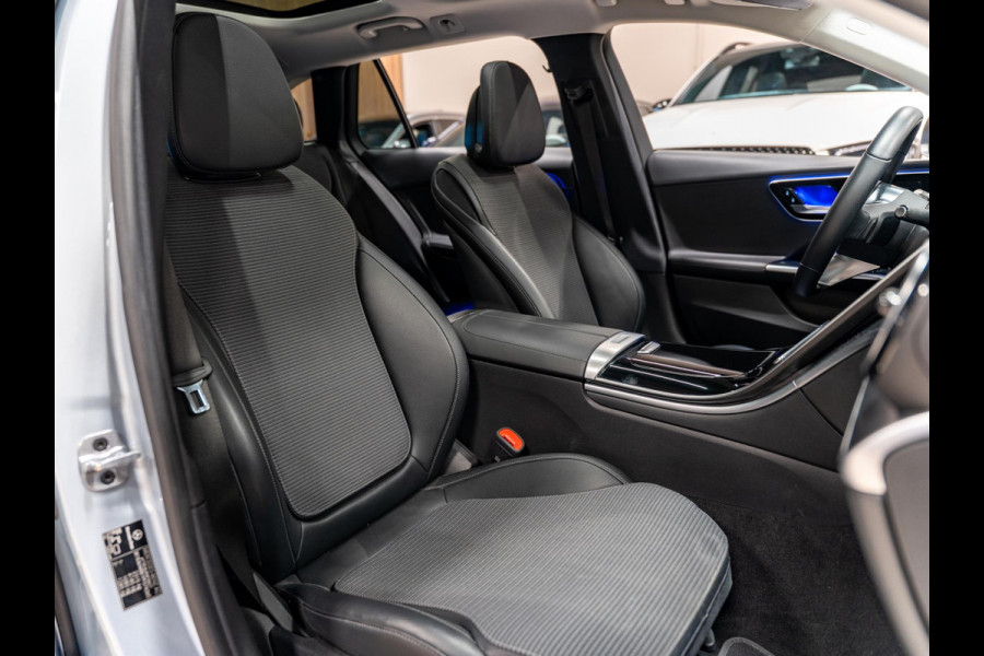 Mercedes-Benz C-Klasse Estate 180 Business Line, Pano, Apple Carplay, Ambiënte Light, Private Glas, Cam, PDC, 18"Velg, Onderhoud