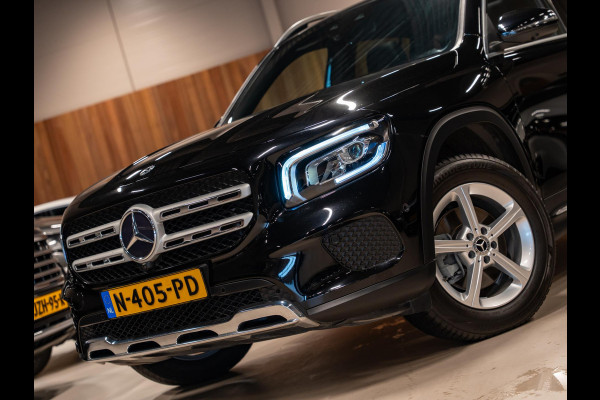 Mercedes-Benz Glb 200 Premium Plus, Pano, Widescreen, Ambiënte Light, 360 Cam, Voll Led, Cruise, Multistuur, Voll Onderhoud