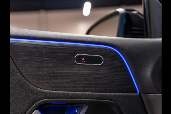 Mercedes-Benz Glb 200 Premium Plus, Pano, Widescreen, Ambiënte Light, 360 Cam, Voll Led, Cruise, Multistuur, Voll Onderhoud