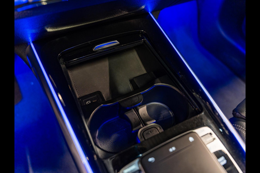 Mercedes-Benz Glb 200 Premium Plus, Pano, Widescreen, Ambiënte Light, 360 Cam, Voll Led, Cruise, Multistuur, Voll Onderhoud