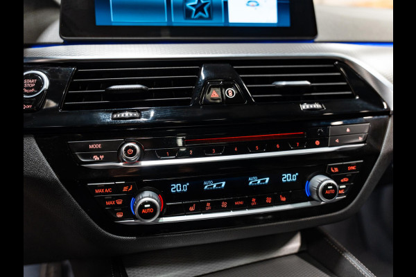 BMW 5 Serie Touring 520i High Executive M Pakket, Pano, Virtual Cockpit, Leder, 19"M Sport Velgen, Prive Glas, Volledig Onderhoud