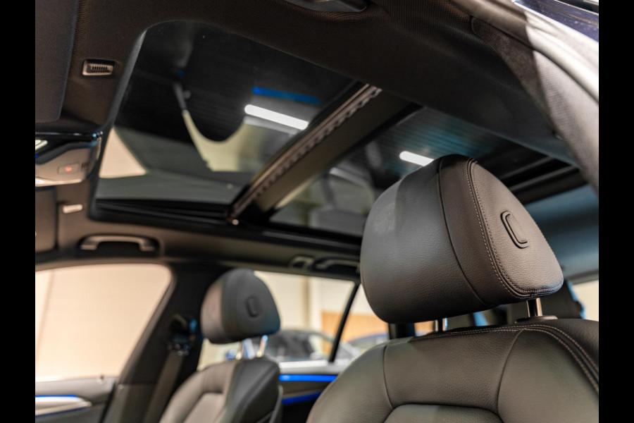 BMW 5 Serie Touring 520i High Executive M Pakket, Pano, Virtual Cockpit, Leder, 19"M Sport Velgen, Prive Glas, Volledig Onderhoud