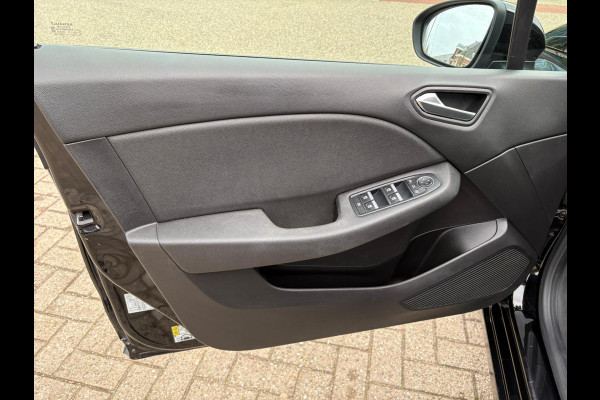 Renault Clio 1.0 TCe Intens GROOT SCHERM NAVI STUUR-VERWARMING LEER,AUTOMAAR,GARANTIE