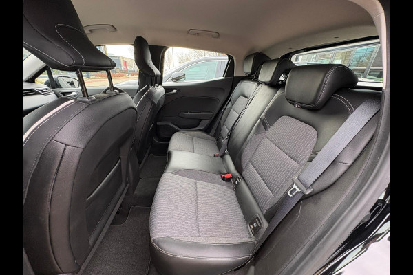 Renault Clio 1.0 TCe Intens GROOT SCHERM NAVI STUUR-VERWARMING LEER,AUTOMAAR,GARANTIE