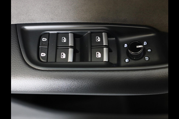 Audi Q8 55 TFSI e Quattro RSQ8 Look / Carbon / Massage / RS Zetels / 360 Camera / Memory / Pano / Matrix / 23 Inch