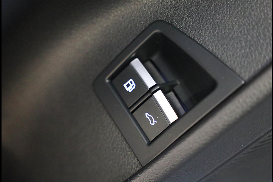 Audi Q8 55 TFSI e Quattro RSQ8 Look / Carbon / Massage / RS Zetels / 360 Camera / Memory / Pano / Matrix / 23 Inch