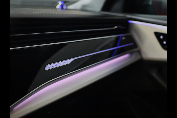 Audi Q8 55 TFSI e Quattro RSQ8 Look / Carbon / Massage / RS Zetels / 360 Camera / Memory / Pano / Matrix / 23 Inch