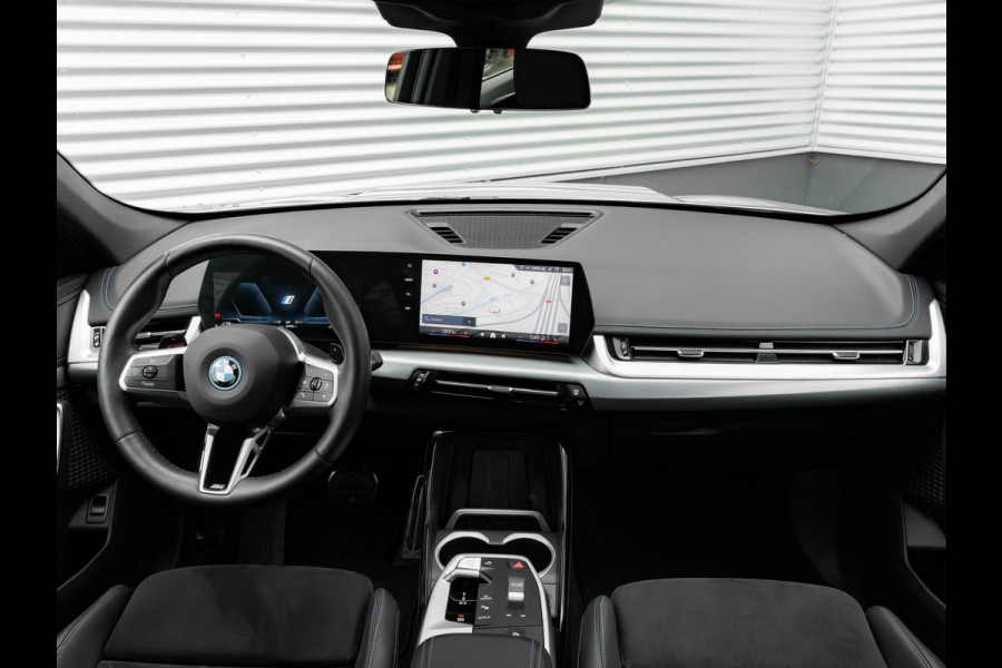 BMW X1 xDrive25e M-Sport - Trekhaak - Camera - Comfort Access