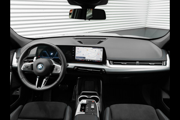 BMW X1 xDrive25e M-Sport - Trekhaak - Camera - Comfort Access