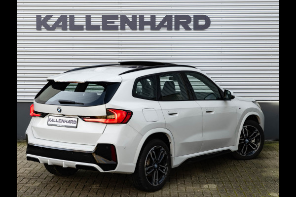 BMW X1 xDrive25e M-Sport - Pano - 19 inch - Camera - Comfort Access