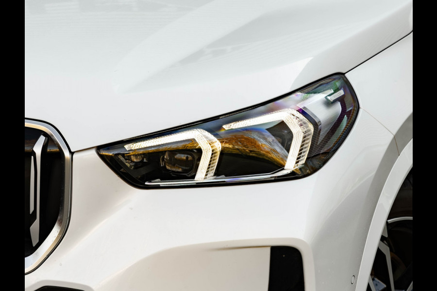 BMW X1 xDrive25e M-Sport - Pano - 19 inch - Camera - Comfort Access
