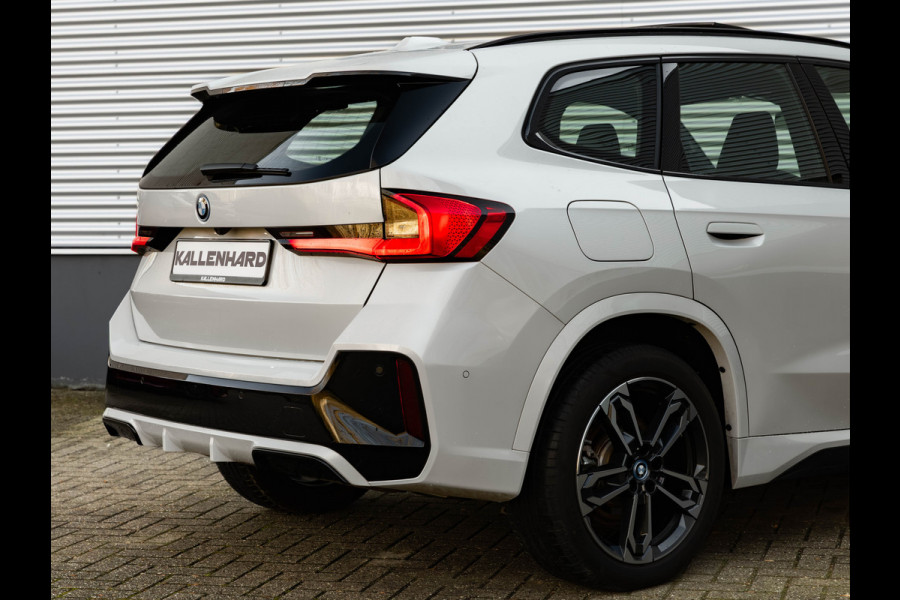 BMW X1 xDrive25e M-Sport - Pano - 19 inch - Camera - Comfort Access