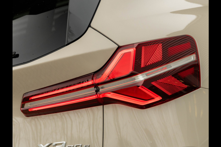 BMW X3 30e xDrive M-Sport - Trekhaak - ACC - Verwarmd Stuurwiel