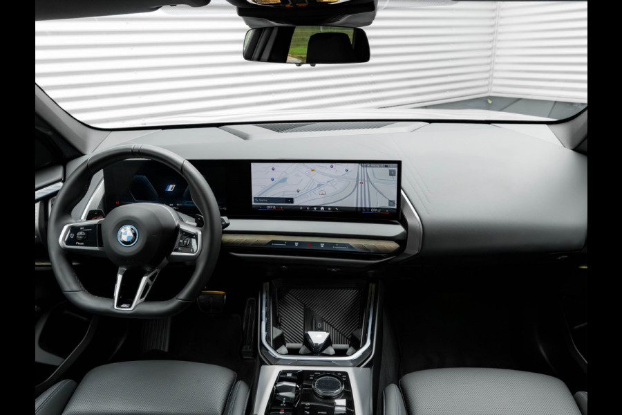 BMW X3 30e xDrive M-Sport - Trekhaak - ACC - Verwarmd Stuurwiel