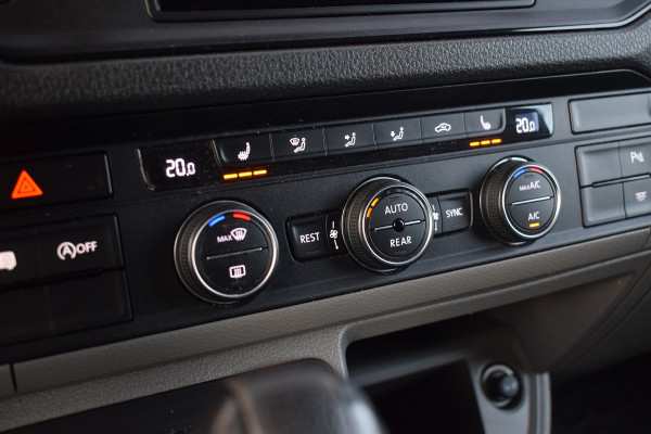 Volkswagen Crafter 35 2.0 TDI 177pk DSG L3H2 | LED | Camera | Clima | Standkachel