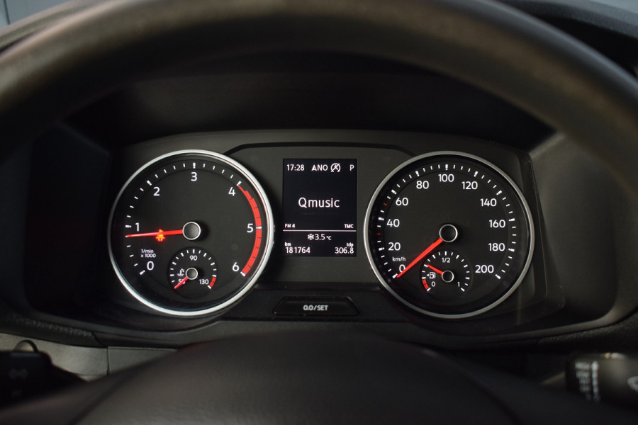 Volkswagen Crafter 35 2.0 TDI 177pk DSG L3H2 | LED | Camera | Clima | Standkachel