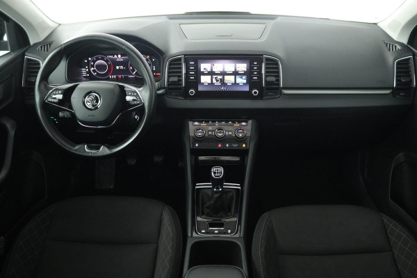 Škoda Karoq 1.0 TSI Business Edition (PANORAMADAK, STOEL/STUUR VERWARMING, NAVIGATIE CARPLAY, DIGITALE COCKPIT, SENSOREN)