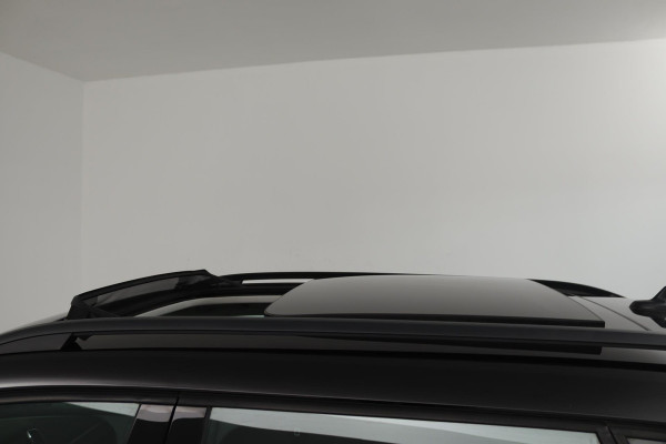 Škoda Karoq 1.0 TSI Business Edition (PANORAMADAK, STOEL/STUUR VERWARMING, NAVIGATIE CARPLAY, DIGITALE COCKPIT, SENSOREN)