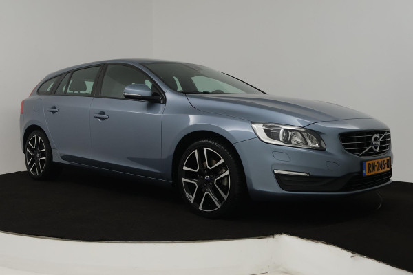 Volvo V60 2.0 T4 Polar+ Dynamic (TREKHAAK, STOELVERWARMING, NAVIGATIE, AUTOMAAT, PARKEERSENSOREN)