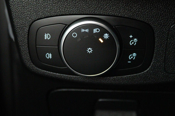 Ford FOCUS Wagon 1.5 EcoBoost Vignale (PANORAMADAK, STOEL/STUUR VERWARMING, CAMERA, CRUISE CONTROL ADAPTIEF, TREKHAAK)