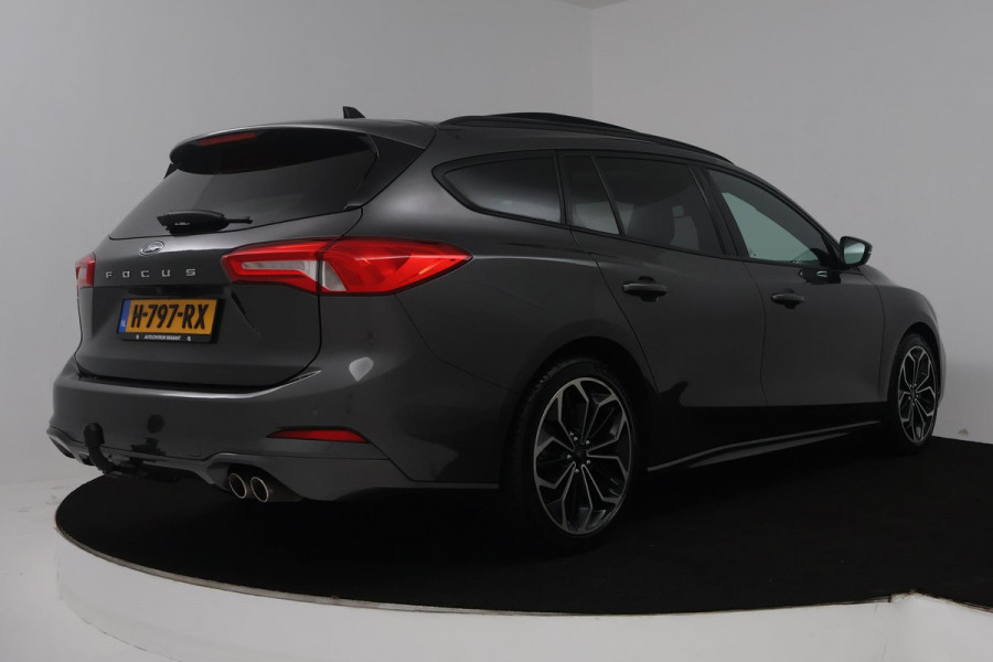 Ford FOCUS Wagon 1.5 EcoBoost Vignale (PANORAMADAK, STOEL/STUUR VERWARMING, CAMERA, CRUISE CONTROL ADAPTIEF, TREKHAAK)