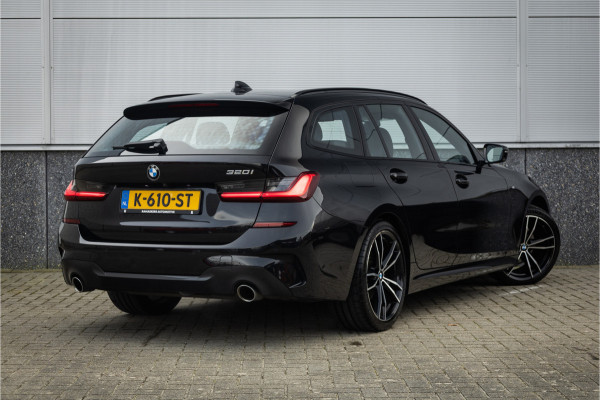 BMW 3 Serie Touring 320i M Sport High Ex Camera / HiFi / Trekhaak / 19inch /