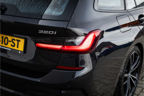 BMW 3 Serie Touring 320i M Sport High Ex Camera / HiFi / Trekhaak / 19inch /