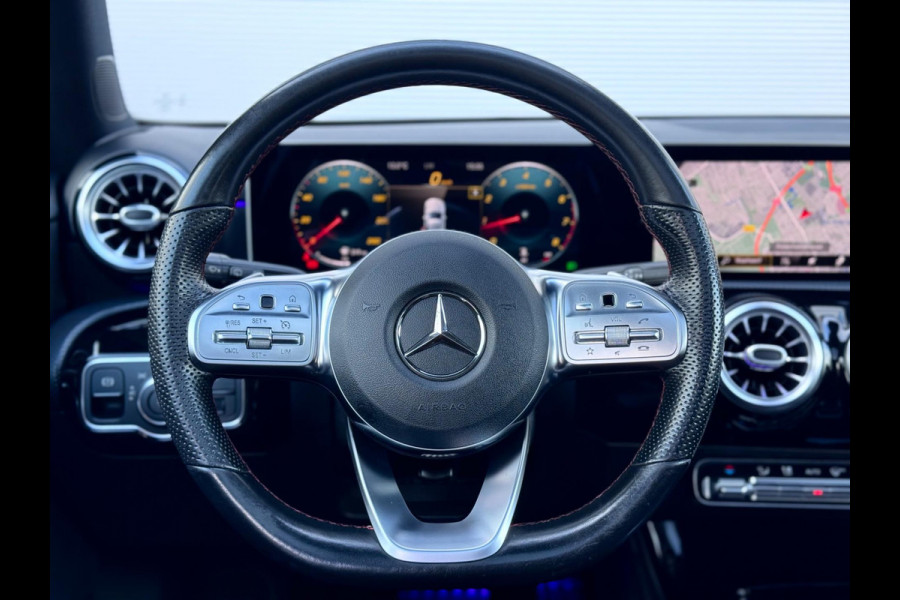 Mercedes-Benz A-Klasse 180 Premium Plus A35 Pano/Memory/Sfeer