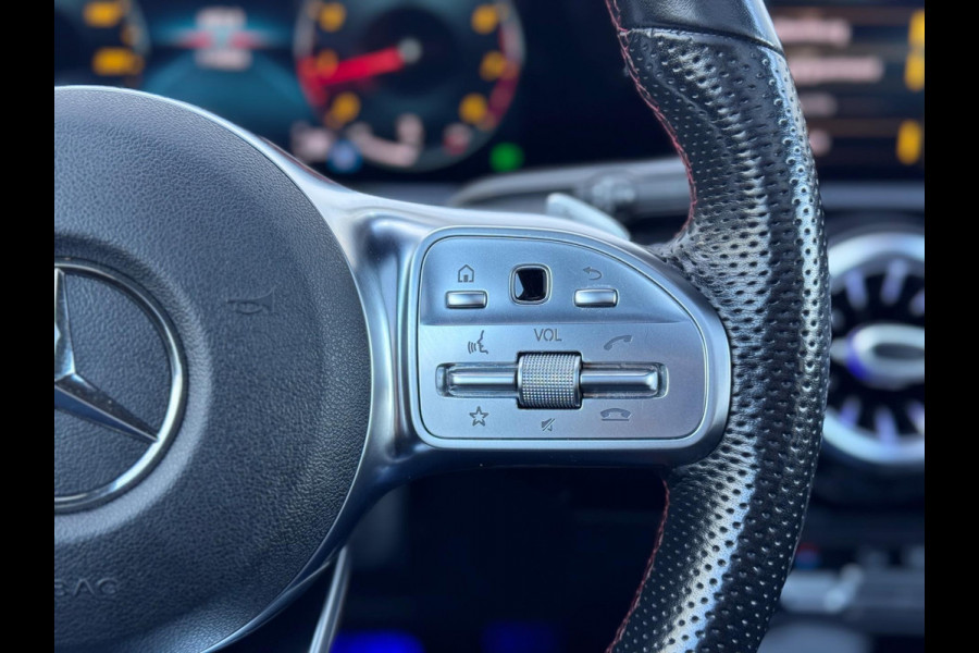 Mercedes-Benz A-Klasse 180 Premium Plus A35 Pano/Memory/Sfeer