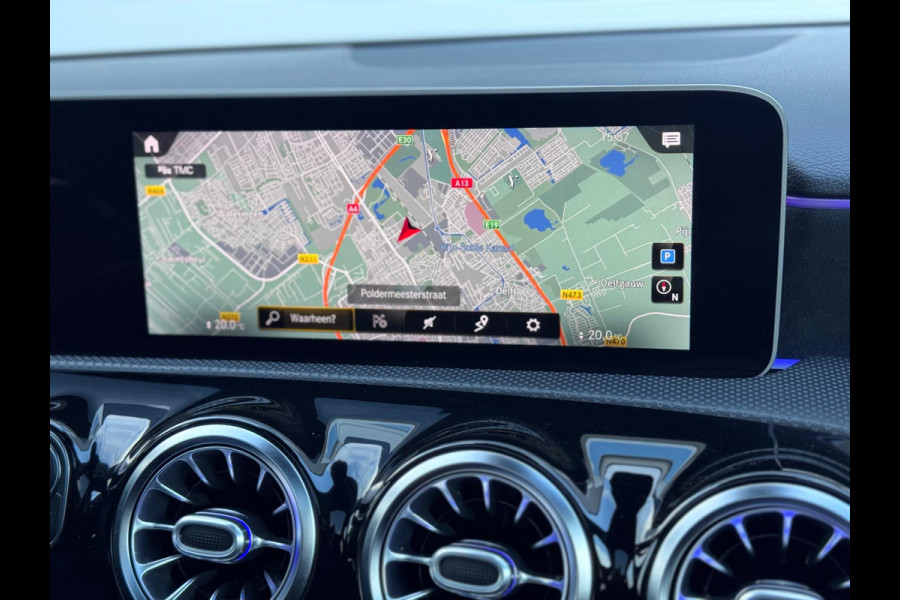 Mercedes-Benz A-Klasse 180 Premium Plus A35 Pano/Memory/Sfeer